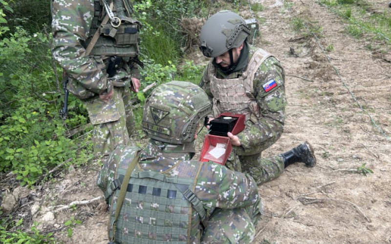 Budúci ženijní dôstojníci absolvovali výcvik s ostrou ženijnou muníciou