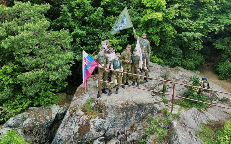 Naši kadeti reprezentovali Slovensko na IPA pochode v Hraniciach