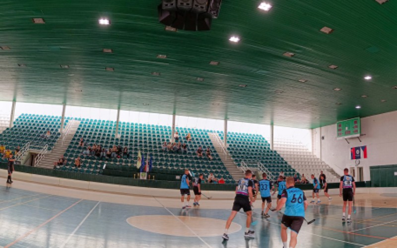 AOS triumfovala na Majstrovstvách OS SR vo florbale