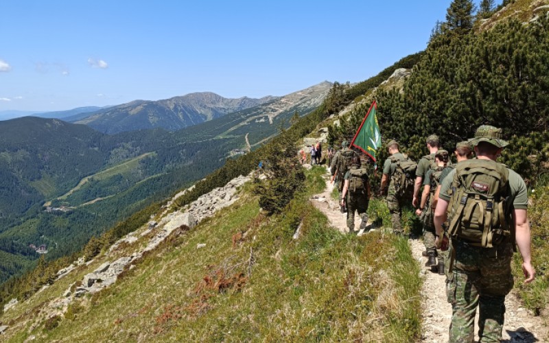 Výstupom na Ďumbier sme si uctili pamiatku padlých vojakov a generála Štefánika