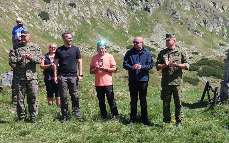 Výstupom na Ďumbier sme si uctili pamiatku padlých vojakov a generála Štefánika