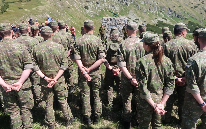 Výstupom na Ďumbier sme si uctili pamiatku padlých vojakov a generála Štefánika