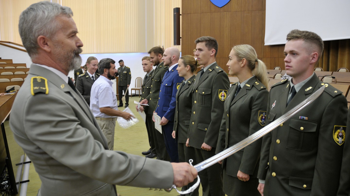 Prví tovariši cechu vojenskej logistiky