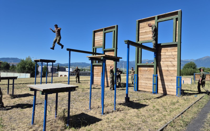 Špeciálny výcvik prieskumných jednotiek pod vedením KTVŠ AOS