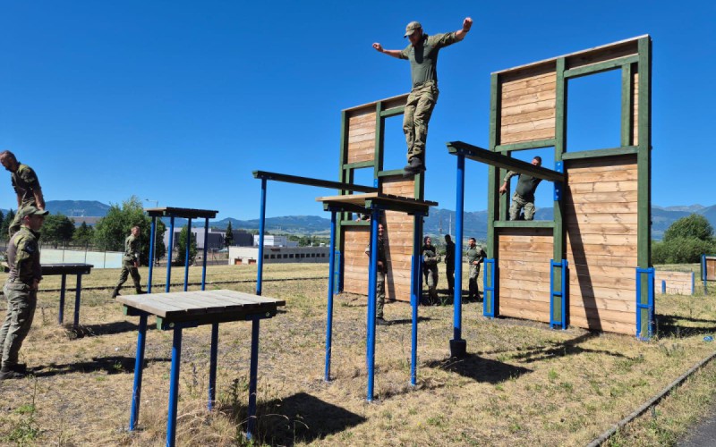 Špeciálny výcvik prieskumných jednotiek pod vedením KTVŠ AOS
