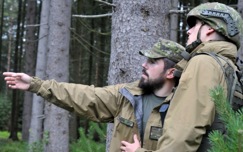 Záverečné cvičenie letného výcviku preverilo odolnosť našich prvákov