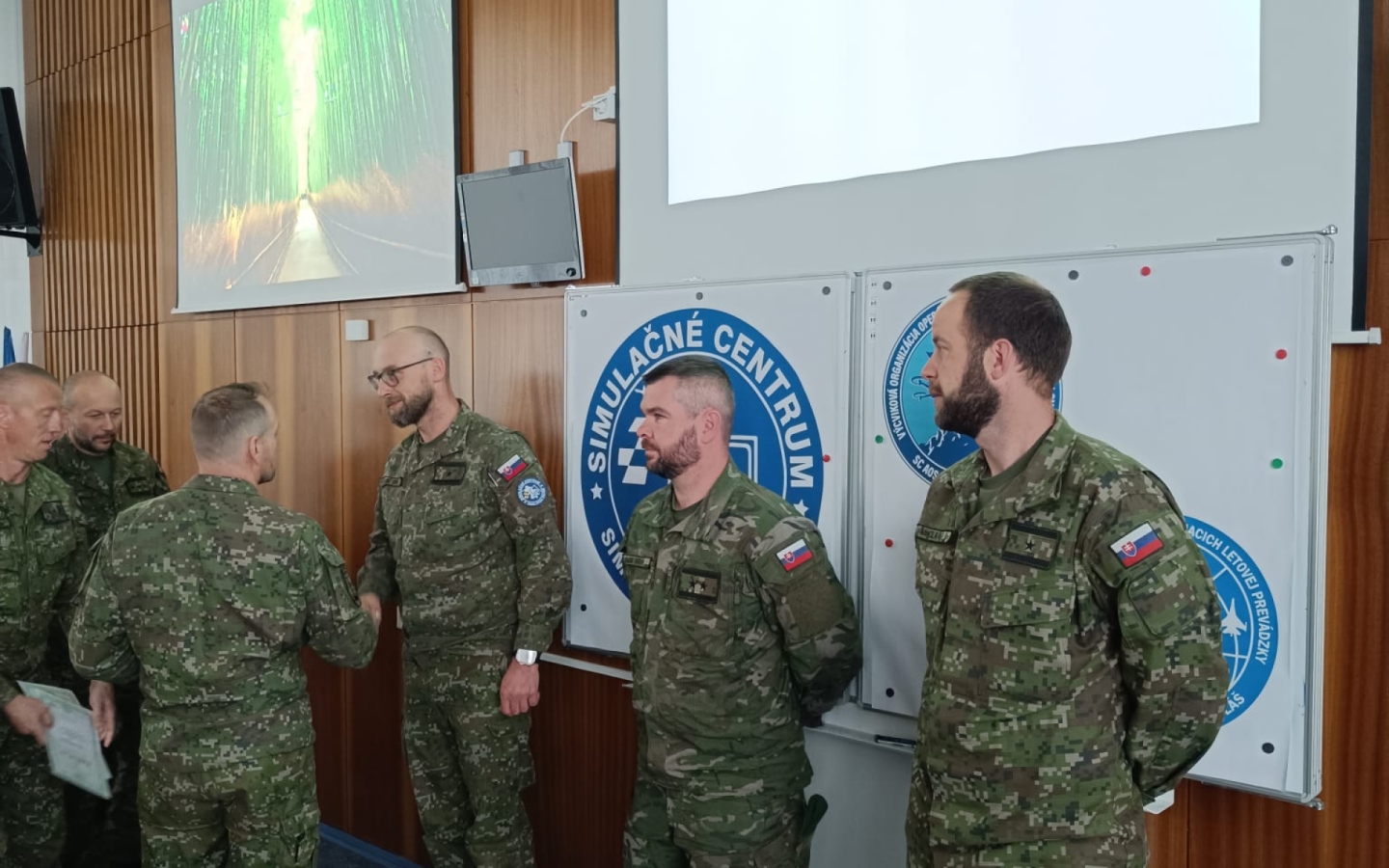 Komplexný štábny nácvik veliteľstva 1. mechanizovanej brigády s podriadenými jednotkami