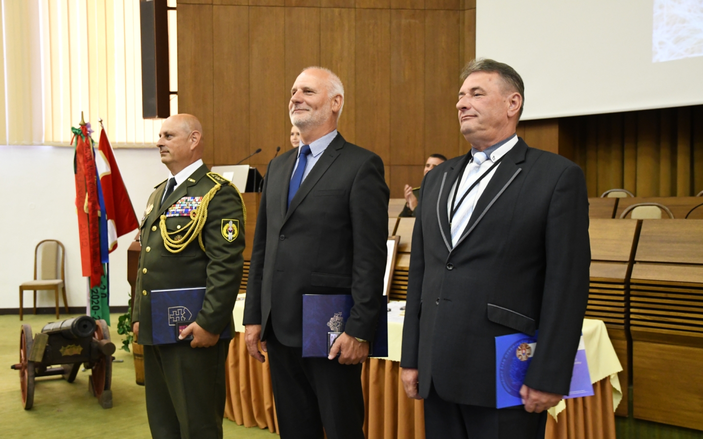 Slávnostné vyradenie delostrelcov
