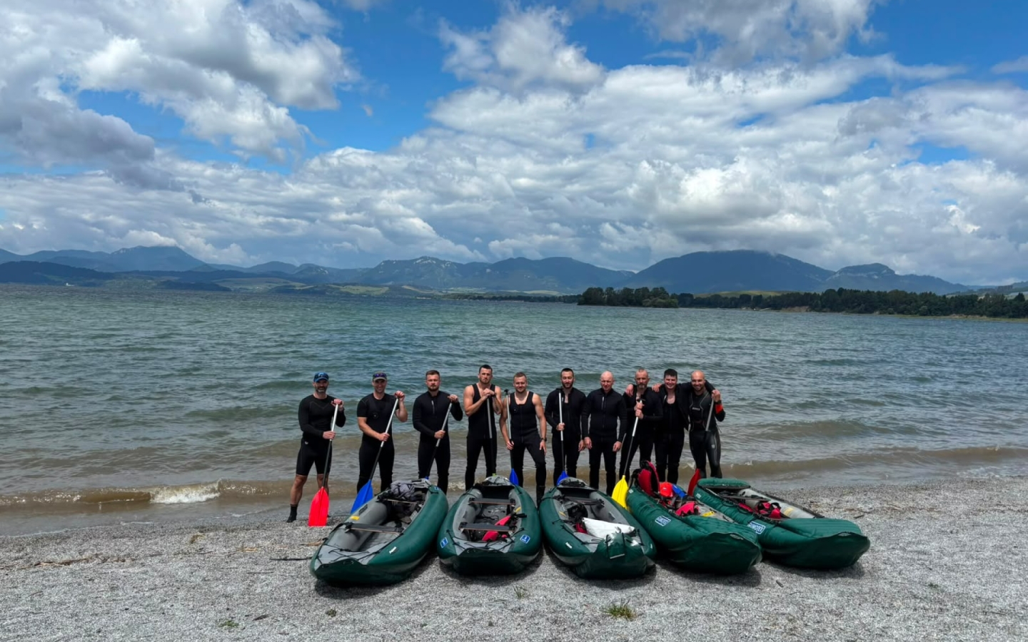 Kurz Combat Swimmer 2026 úspešne pripravil nových cvičiteľov a inštruktora vojensko-praktického plávania