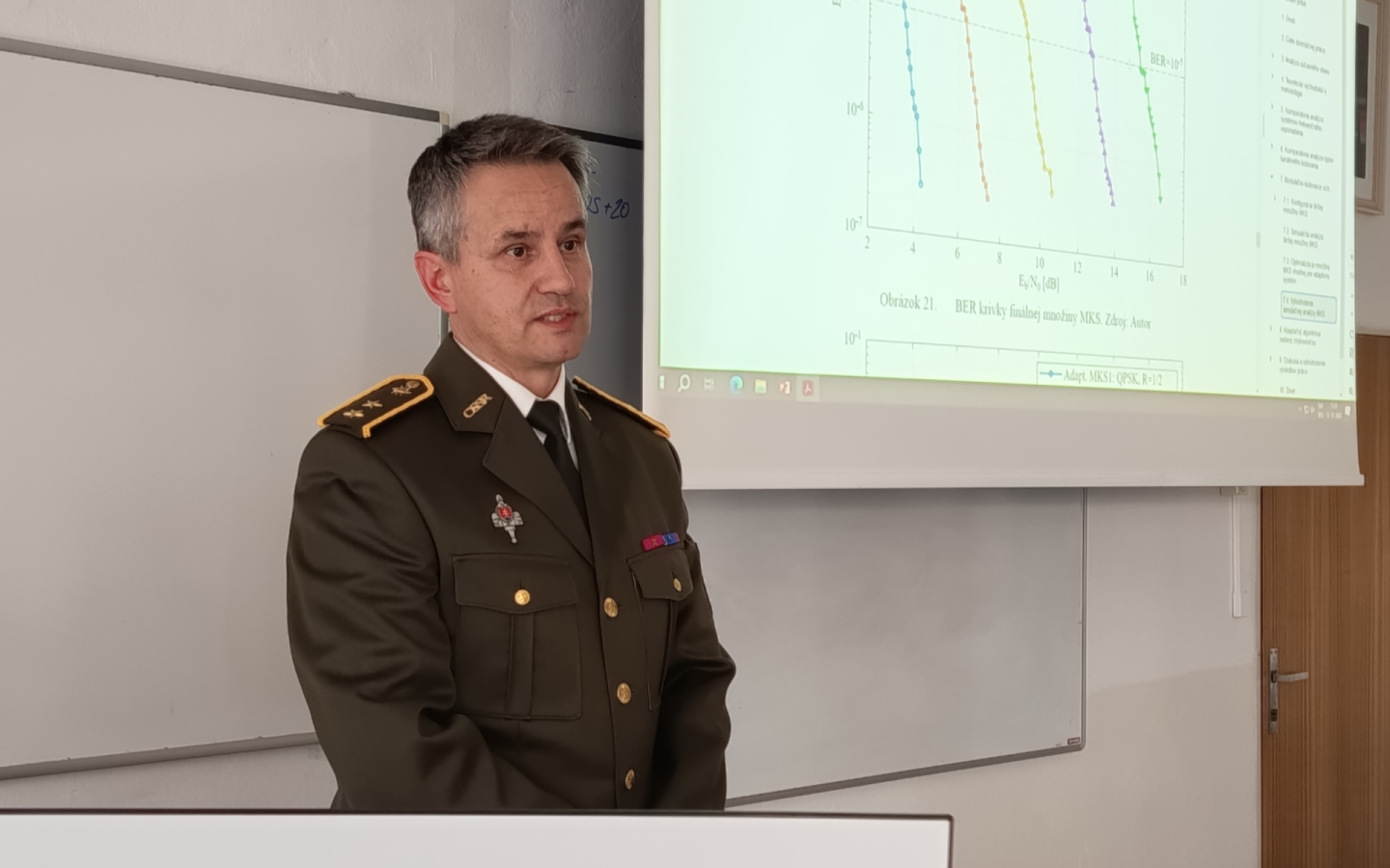 Úspešná obhajoba dizertačnej práce na Katedre elektroniky