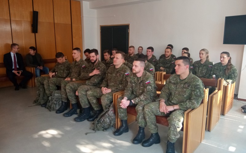 Prepojili sme teóriu s praxou