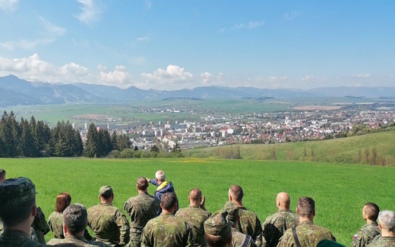 Účastníci kurzu ZVŠK navštívili miesta bojov o Liptovský Mikuláš