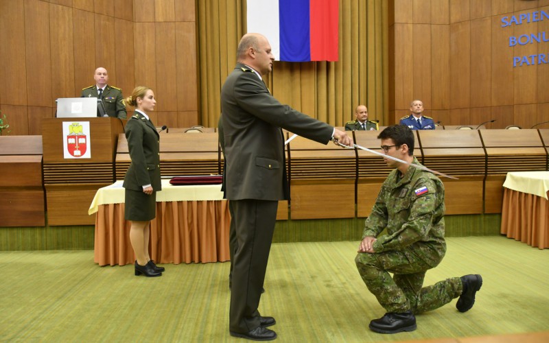 Ukončenie 28. DKAVŠ v 10 vojenských odbornostiach