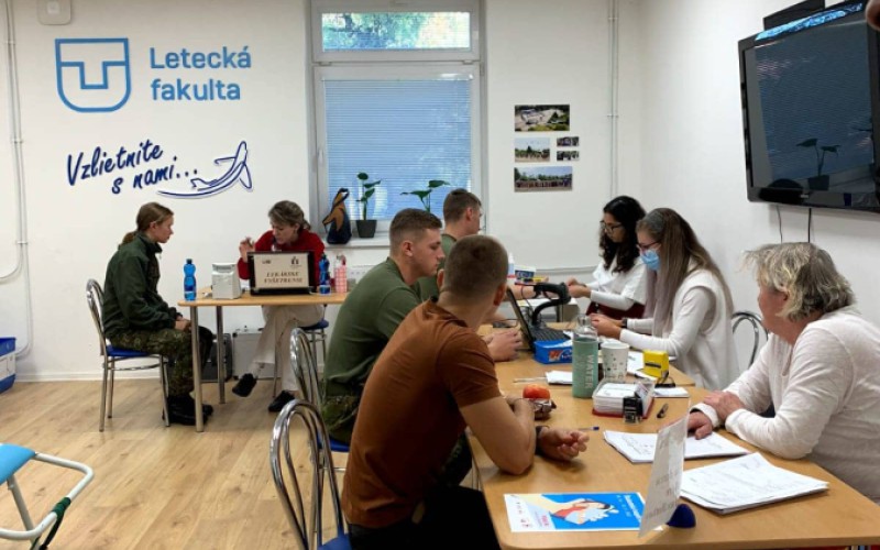 Kadeti leteckých odborností darovali krv