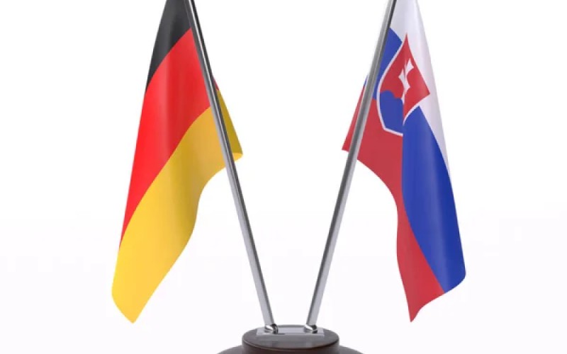 Meeting with the Defense Attaché of the Federal Republic of Germany