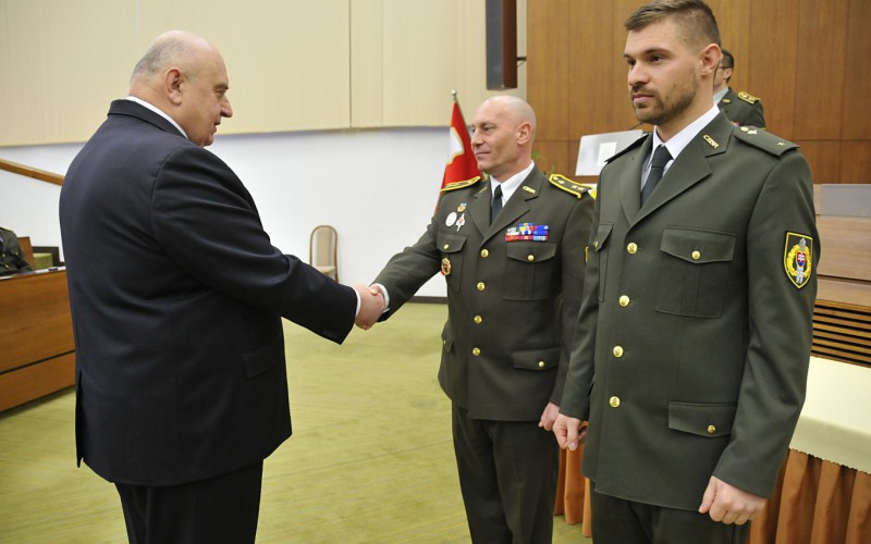 Slávnostný nástup k 30. výročiu vzniku SR