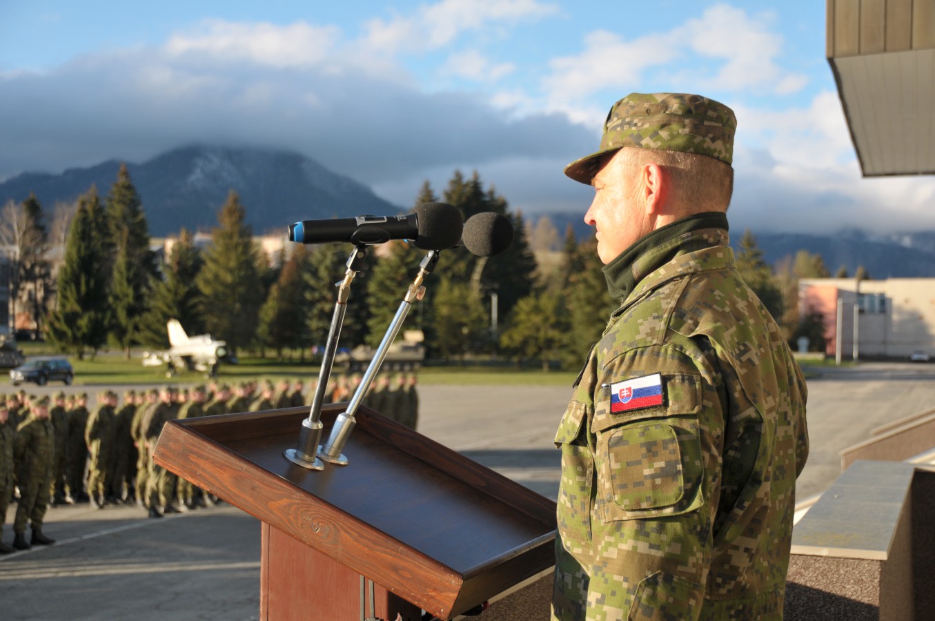 AOS má nového prorektora pre vojenské veci, plk. Štefana Acsaia