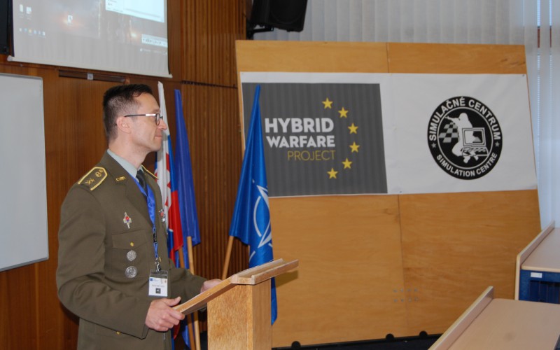 Interdisciplinary education and training on hybrid threats