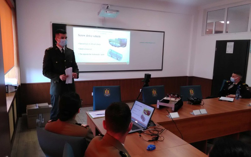 Študenti Akadémie ozbrojených síl excelovali na medzinárodnej vedeckej konferencii SECOSAFT 2022 v rumunskom Sibiu