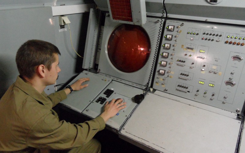 Výcvik študentov Katedry elektroniky u bojových útvarov