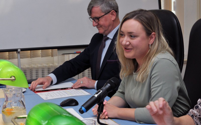 Nové trendy profesijnej prípravy a kariérny rozvoj profesionálnych vojakov