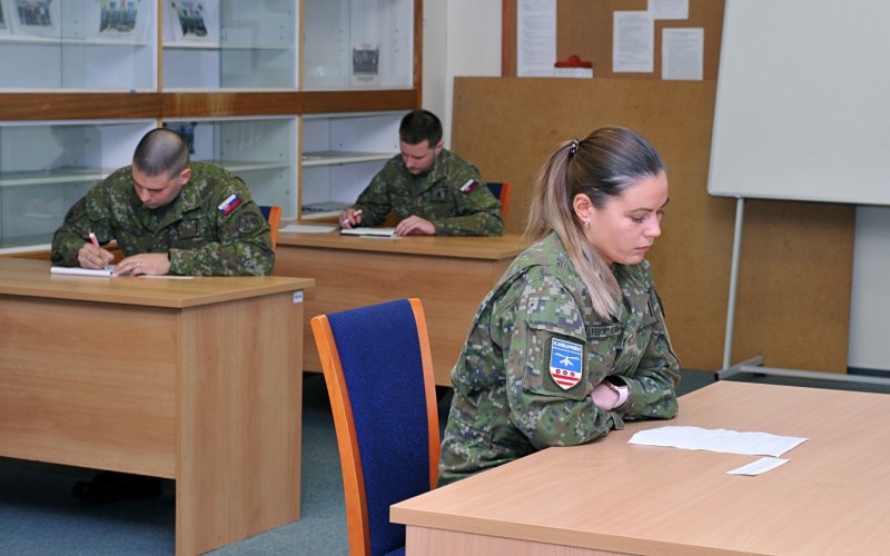 Záverečné skúšky účastníkov 29. DKAVŠ zo všeobecnej vojenskej prípravy