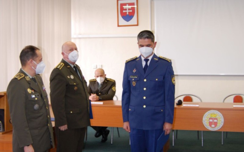 19. vyšší veliteľsko-štábny kurz bol úspešne ukončený