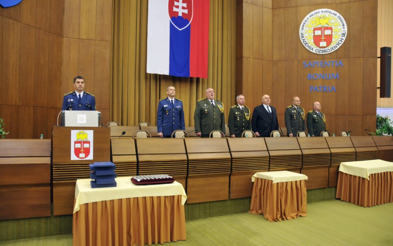 Slávnostné ukončenie 20. vyššieho veliteľsko-štábneho kurzu (20. VVŠK), 16. 12. 2022