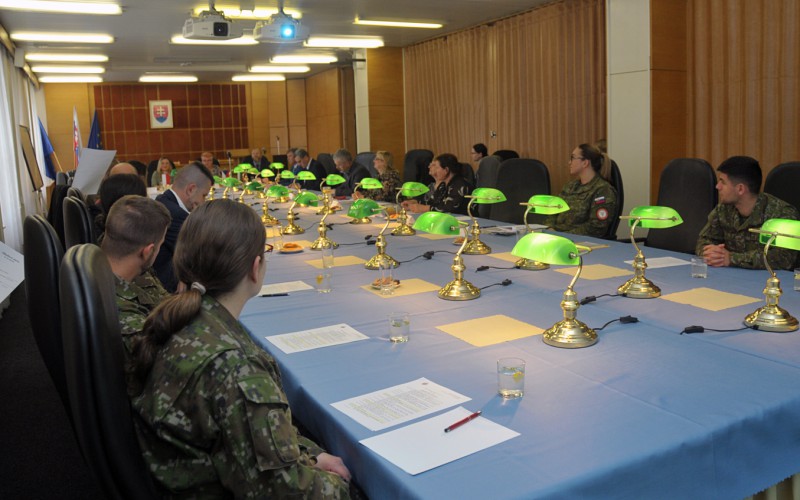 Conference "New trends in professional training in the armed forces", May 18th 2023