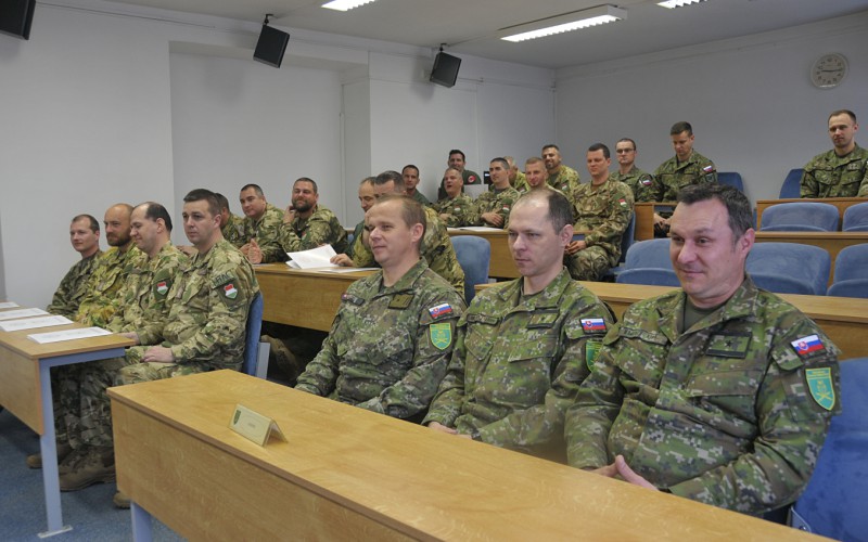 Ukončenie kurzu "Decision Making Process at the Tactical Level Course", 19. 05. 2023