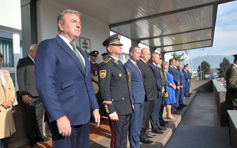 Slávnostný nástup akadémie, nástupisko - 50. výročia vzniku vojenského vysokého školstva na Liptove, 12. 10. 2023