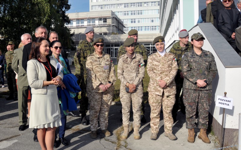 Slávnostný nástup akadémie, nástupisko - 50. výročia vzniku vojenského vysokého školstva na Liptove, 12. 10. 2023