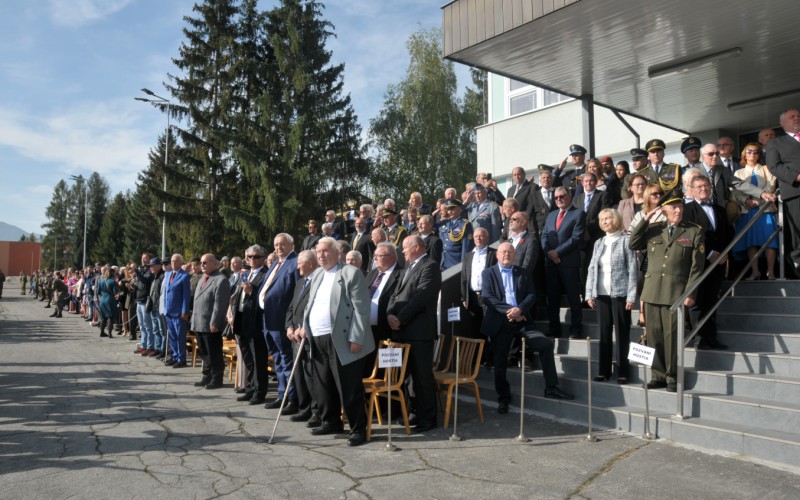 Slávnostný nástup akadémie, nástupisko - 50. výročia vzniku vojenského vysokého školstva na Liptove, 12. 10. 2023