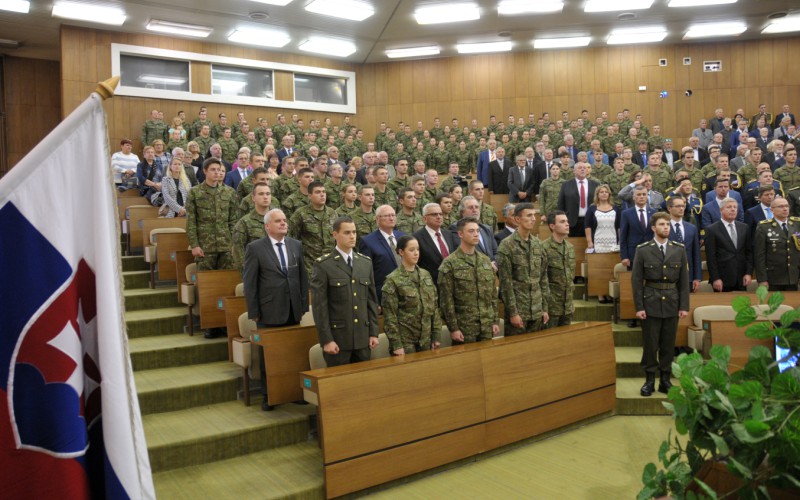 Slávnostný nástup akadémie, aula - 50. výročia vzniku vojenského vysokého školstva na Liptove, 12. 10. 2023