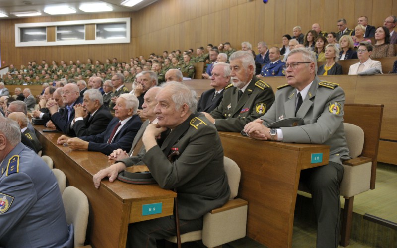 Slávnostný nástup akadémie, aula - 50. výročia vzniku vojenského vysokého školstva na Liptove, 12. 10. 2023