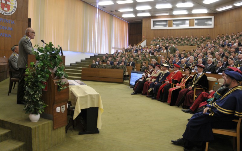 Slávnostný nástup akadémie, aula - 50. výročia vzniku vojenského vysokého školstva na Liptove, 12. 10. 2023