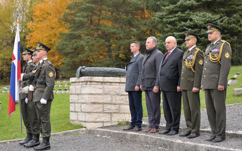 Memorial for fallen soldiers, October 30th 2023