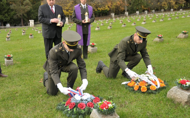 Memorial for fallen soldiers, October 30th 2023