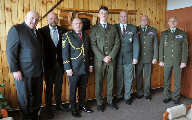 Policajný zbor SR ocenil kadeta AOS, 15. 11. 2023