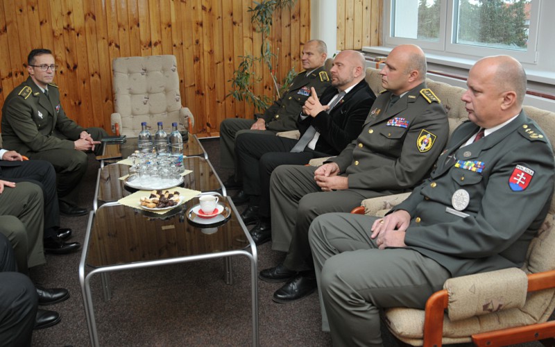 Policajný zbor SR ocenil kadeta AOS, 15. 11. 2023