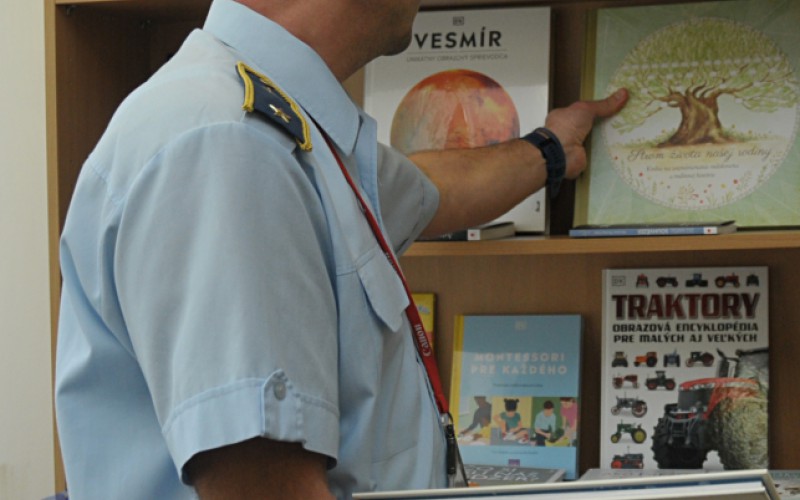 Predajná výstava "Dar, ktorý poteší", 22. 11. 2023