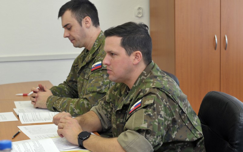 Záverečné skúšky príslušníkov 31. dôstojníckeho kurzu pre absolventov vysokých škôl (DKAVŠ), 05. 12. 2023