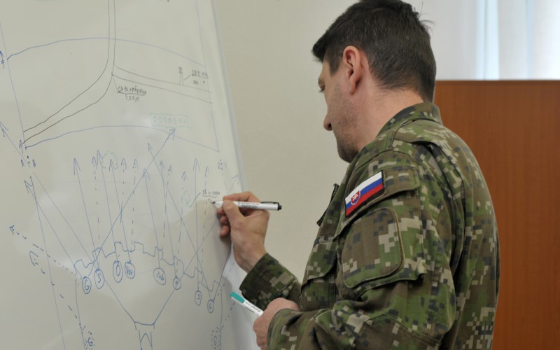 Záverečné skúšky príslušníkov 31. dôstojníckeho kurzu pre absolventov vysokých škôl (DKAVŠ), 05. 12. 2023