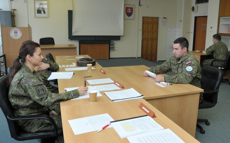 Záverečné skúšky príslušníkov 31. dôstojníckeho kurzu pre absolventov vysokých škôl (DKAVŠ), 05. 12. 2023