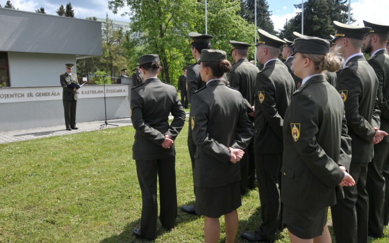 Pietna spomienka pri pamätníku M. R. Štefánika, 02. 05. 2024