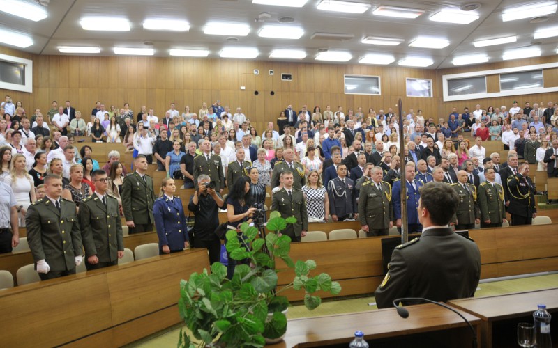 Slávnostné promócie absolventov AOS, 04. 07. 2024