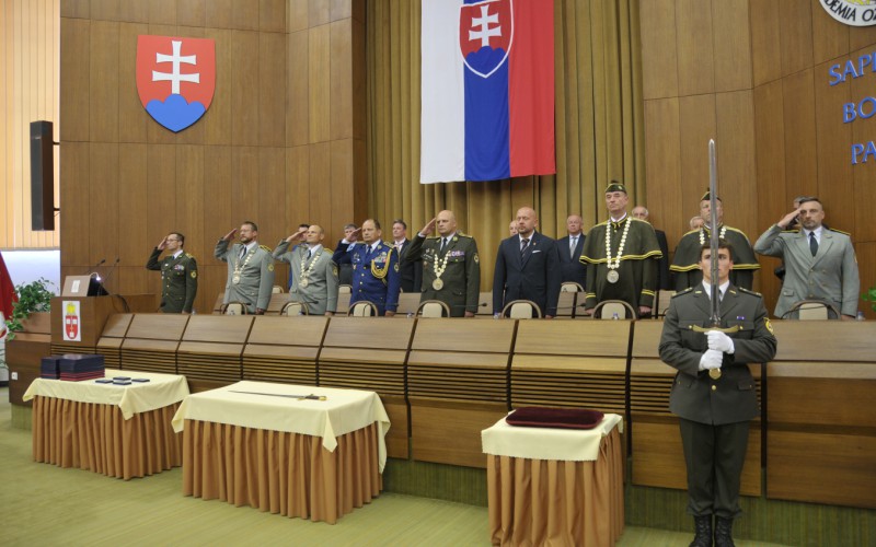 Slávnostné promócie absolventov AOS, 04. 07. 2024