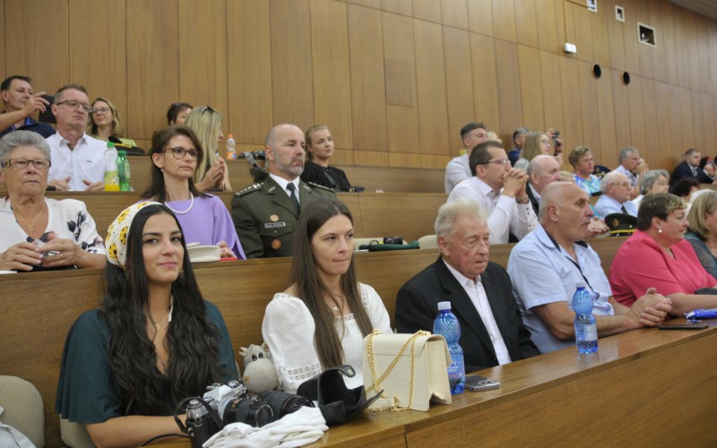 Slávnostné promócie absolventov AOS, 04. 07. 2024