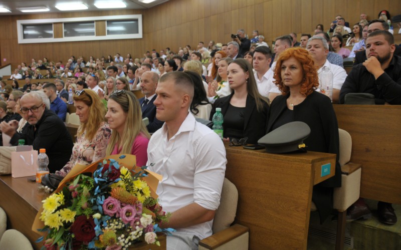 Slávnostné promócie absolventov AOS, 04. 07. 2024