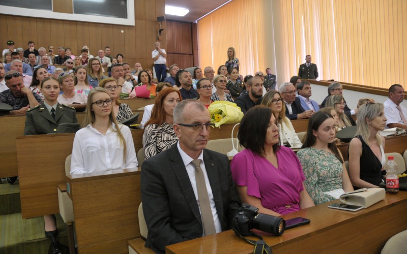 Slávnostné promócie absolventov AOS, 04. 07. 2024